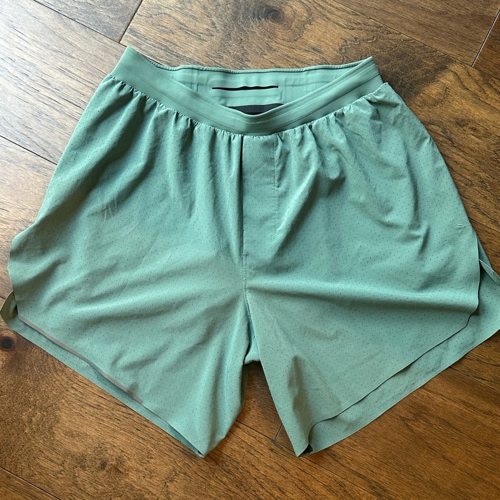 Men’s Lululemon Green Running Shorts